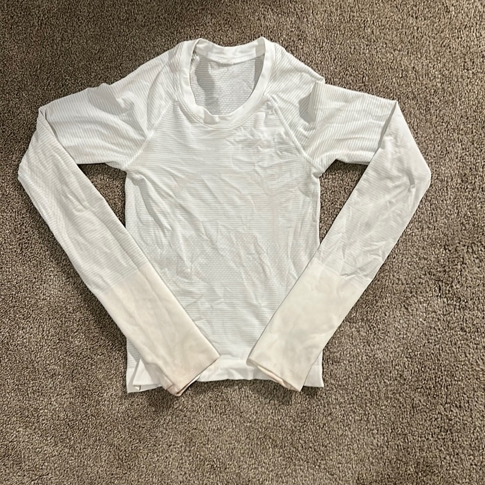 Lululemon Long Sleeve Swiftly Tech
